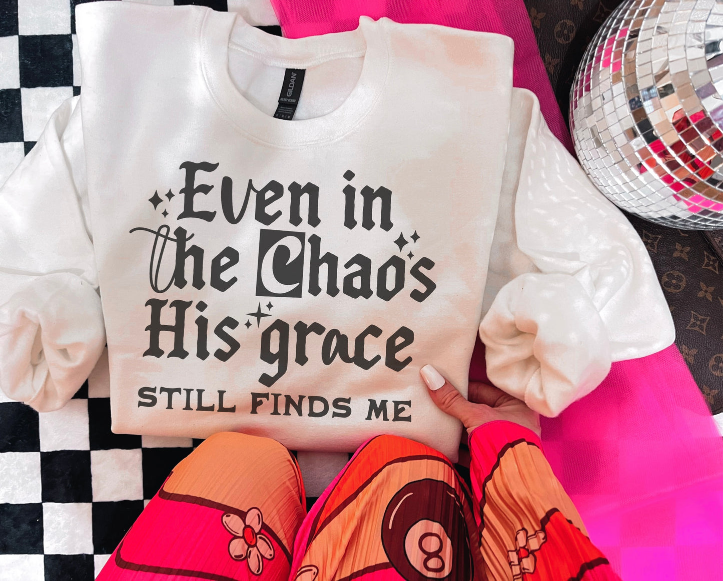 Even In The Chaos His Grace Still Finds Me Sub Graphics