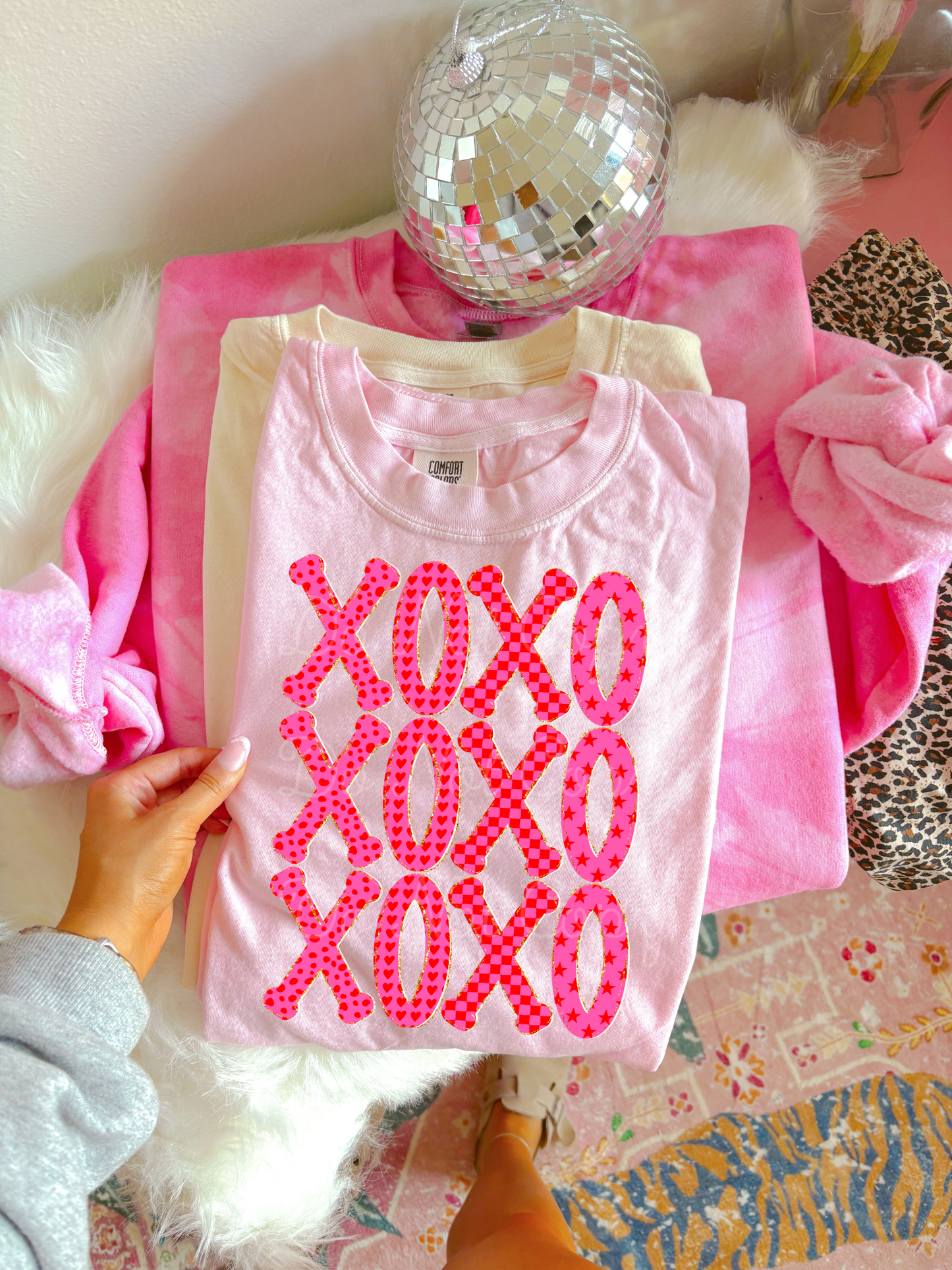XOXO DTF Graphics