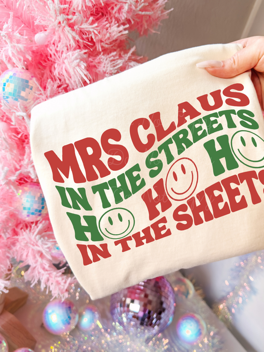 Mrs Claus In The Streets DTF Graphics