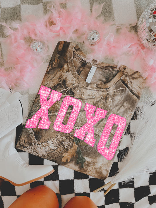 XOXO DTF Graphics