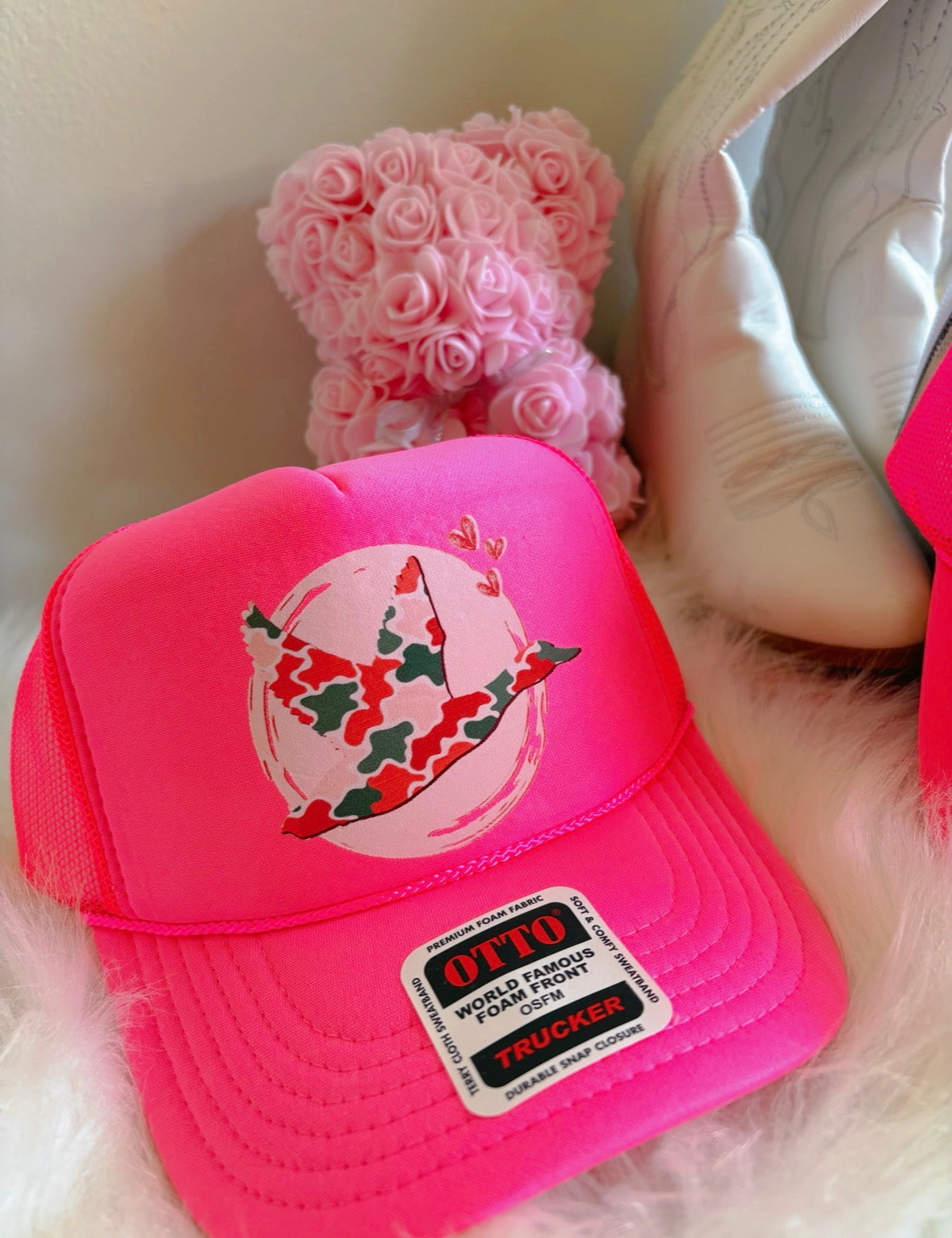 Valentine’s Camo Duck DTF Hot Pink Hat (TAT 15 BIZ DAYS)