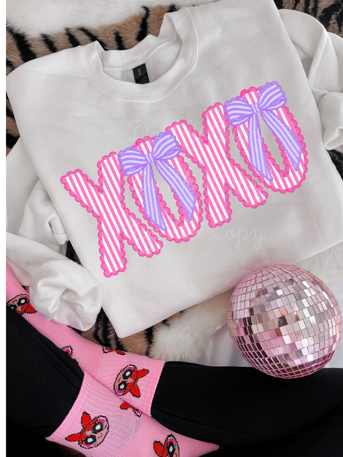 XOXO DTF Graphics