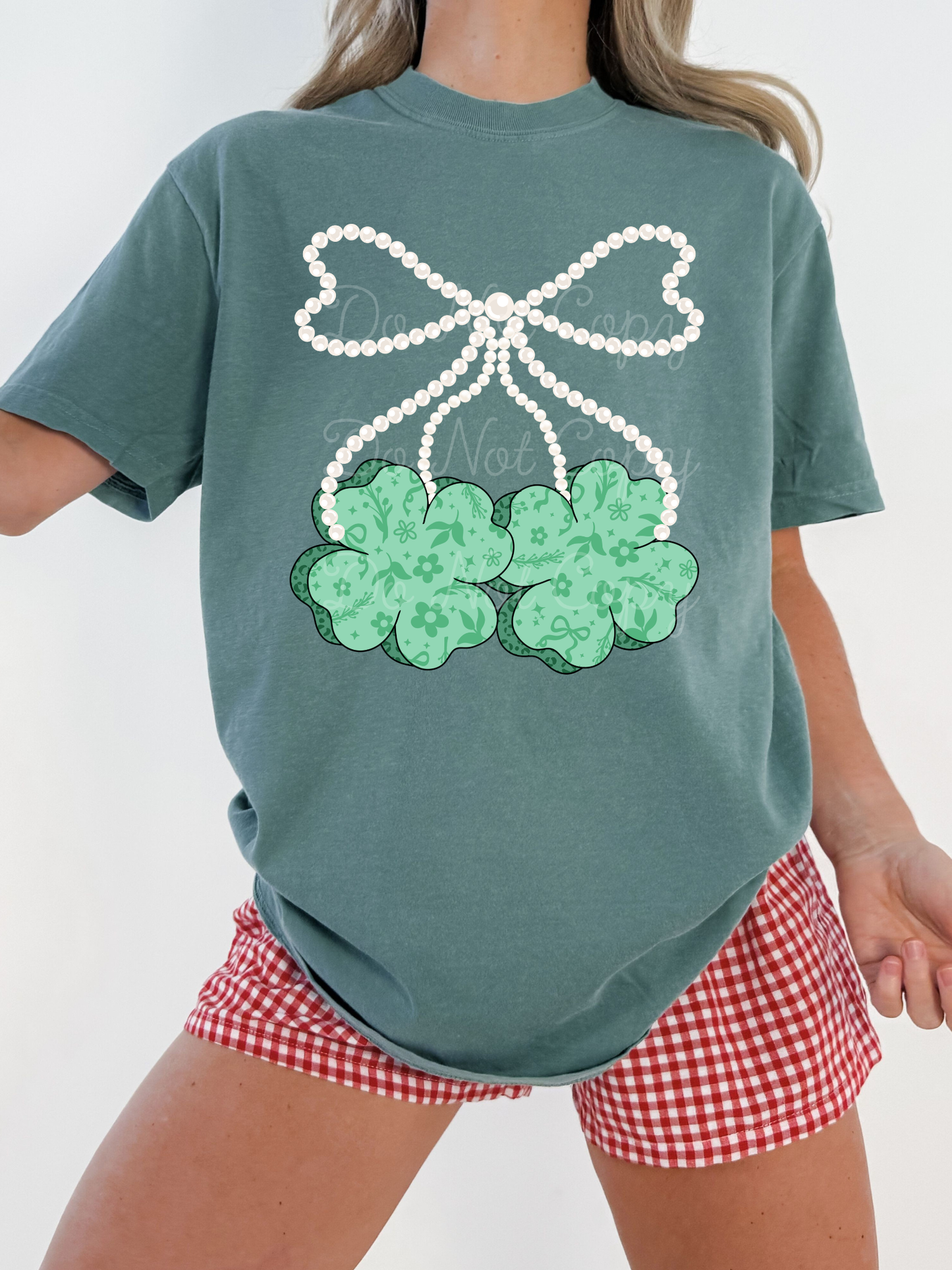 Pearl Clover DTF Graphics